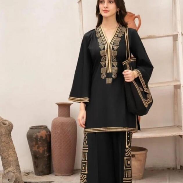 Stylish Women's Stitched Summer  Printed Shirt And Trouser Set-3 Pcs With Bag!