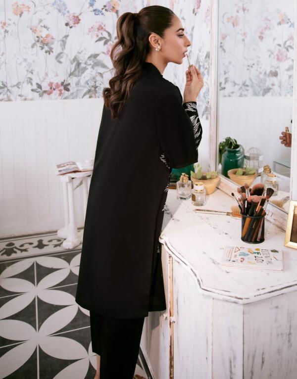 Linen 2pc... Embroidery shirt  Plain trouser - Image 3