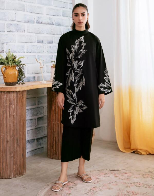 Linen 2pc... Embroidery shirt  Plain trouser - Image 2