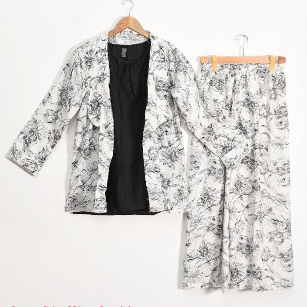 Western Style 3 Piece Stitched Printed Gown and trouser with Separate inner