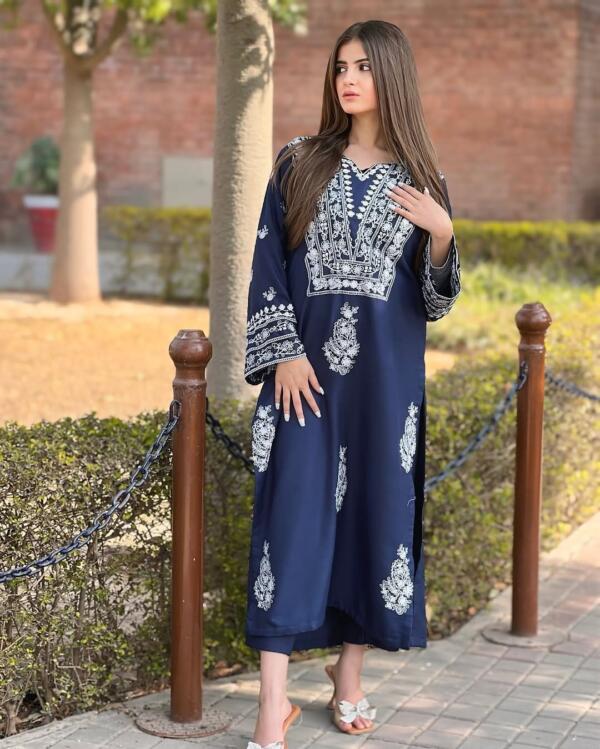 SUMMER COLLECTION  DAZZEL LONG LENGTH EMBROIDERY 2PC - Image 2