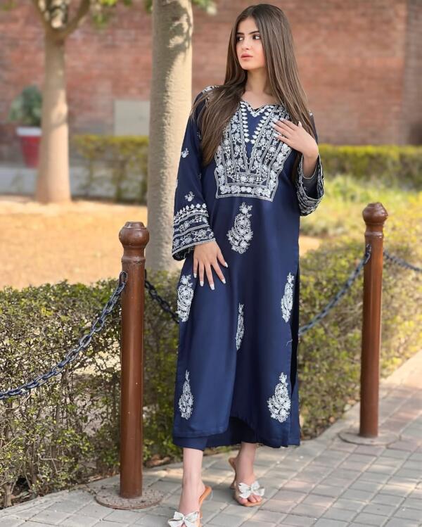 SUMMER COLLECTION  DAZZEL LONG LENGTH EMBROIDERY 2PC - Image 4