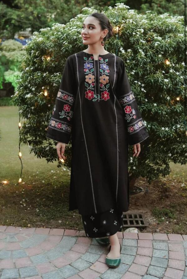 SUMMER COTTAGE EMB LONG LENGTH 2PCS - Image 3