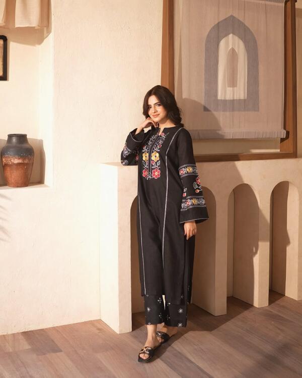 SUMMER COTTAGE EMB LONG LENGTH 2PCS