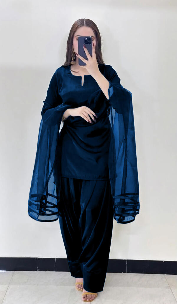 Most Trending Article Farshi Shalwar Kameez
