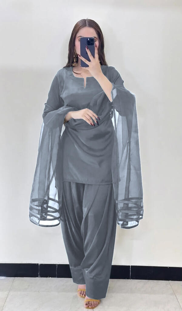 Most Trending Article Farshi Shalwar Kameez - Image 9