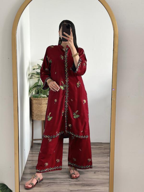 SEQUENCE EMBROIDERY FRONT CUT 2PC Summer Linen - Image 2