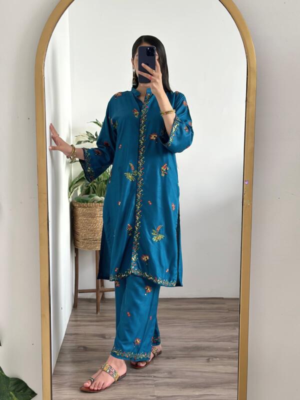 SEQUENCE EMBROIDERY FRONT CUT 2PC Summer Linen - Image 8