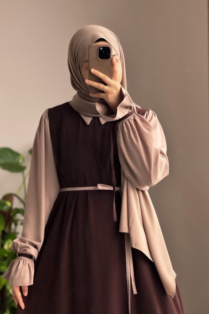 Shama Wool Abaya